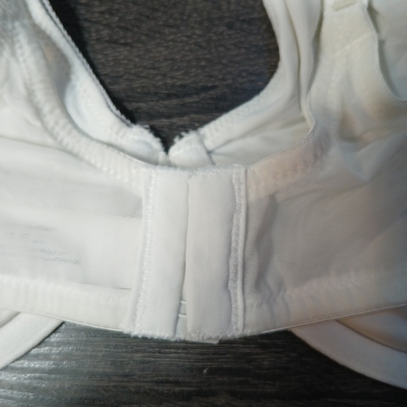 Liz Claiborne Semi Sheer & Lace Underwire Bra 40DD - Picture 9 of 16